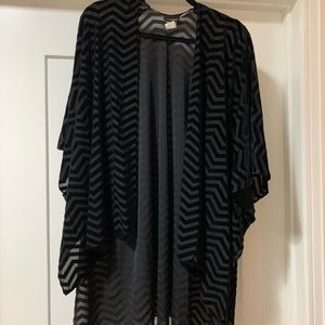 Zig zag loose shawl